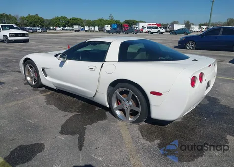 2002 Chevrolet Corvette из США, поврежденный, VIN 1G1YY22G725127585